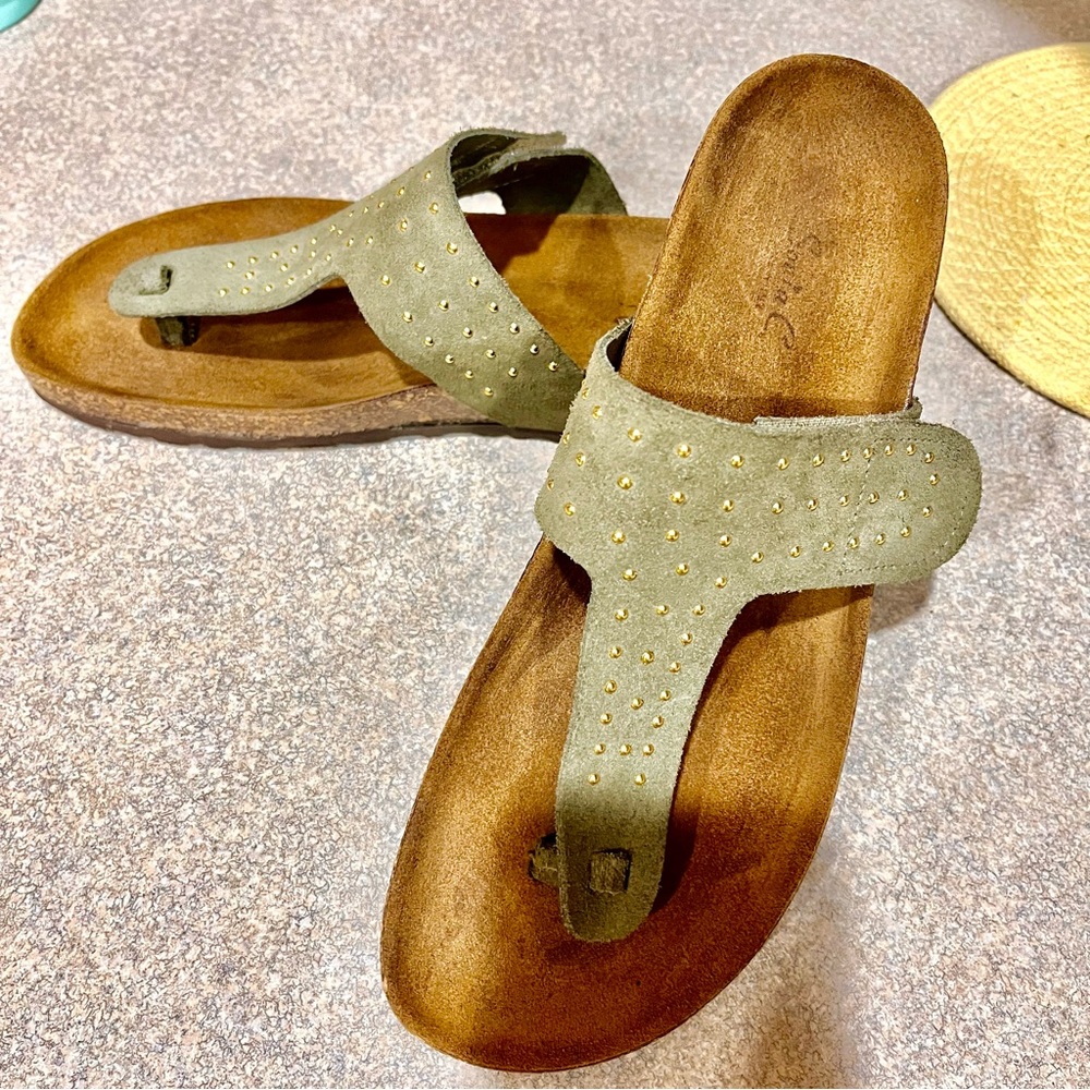 Italien toe sandals size 9.5
